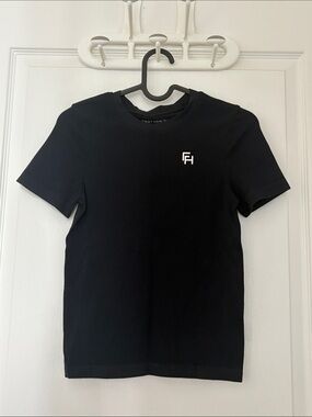 Classic Black Short Sleeve Tee with Subtle Logo